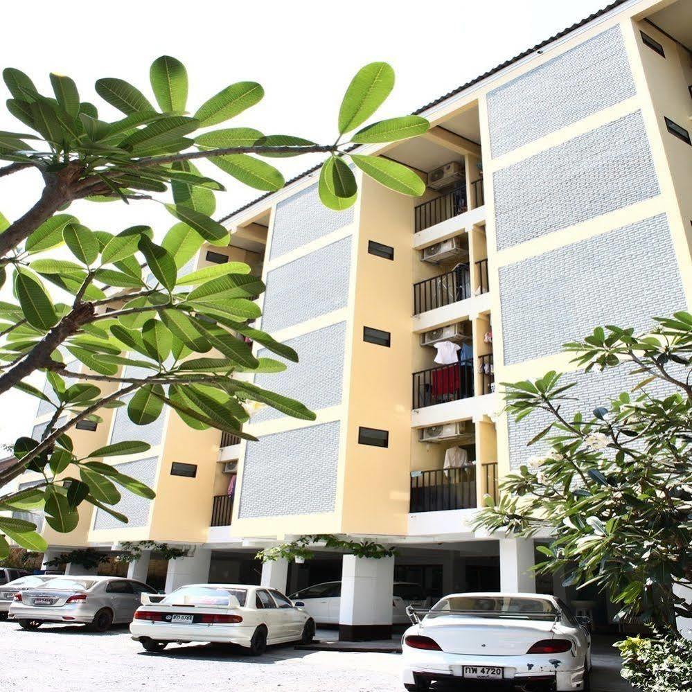 The European Place Bangkok Eksteriør billede